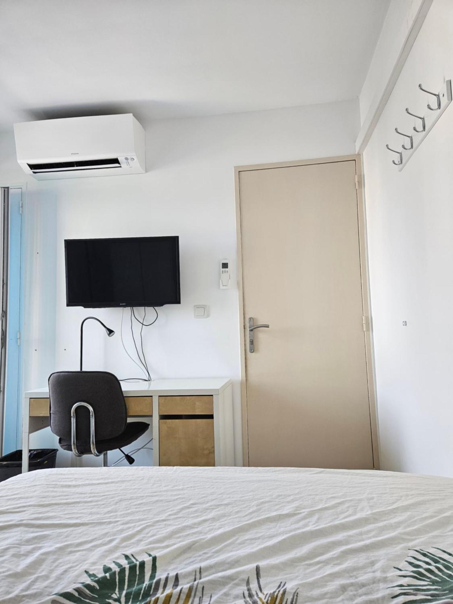 Chambre En Colocation Fille, Proche Mer, Climatisation Tulon Zewnętrze zdjęcie